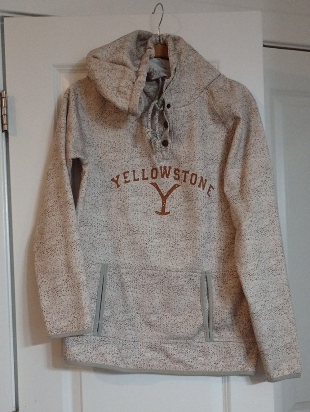 Yellowstone Cream Knit Lace-Up Turtleneck Sweater Unisex Size M